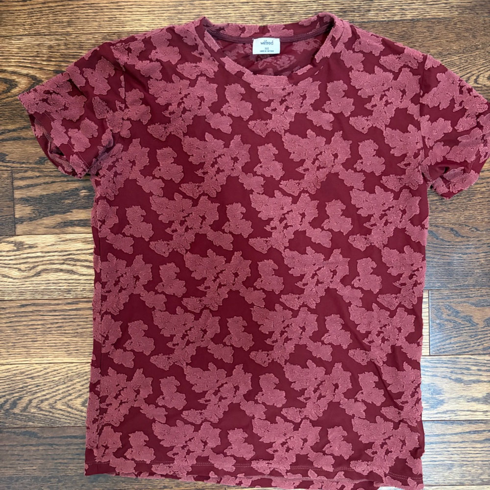 Babaton sheer floral tee in red size xxs